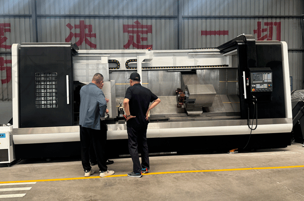 欢迎河南客户莅临我厂参观双头数控车床