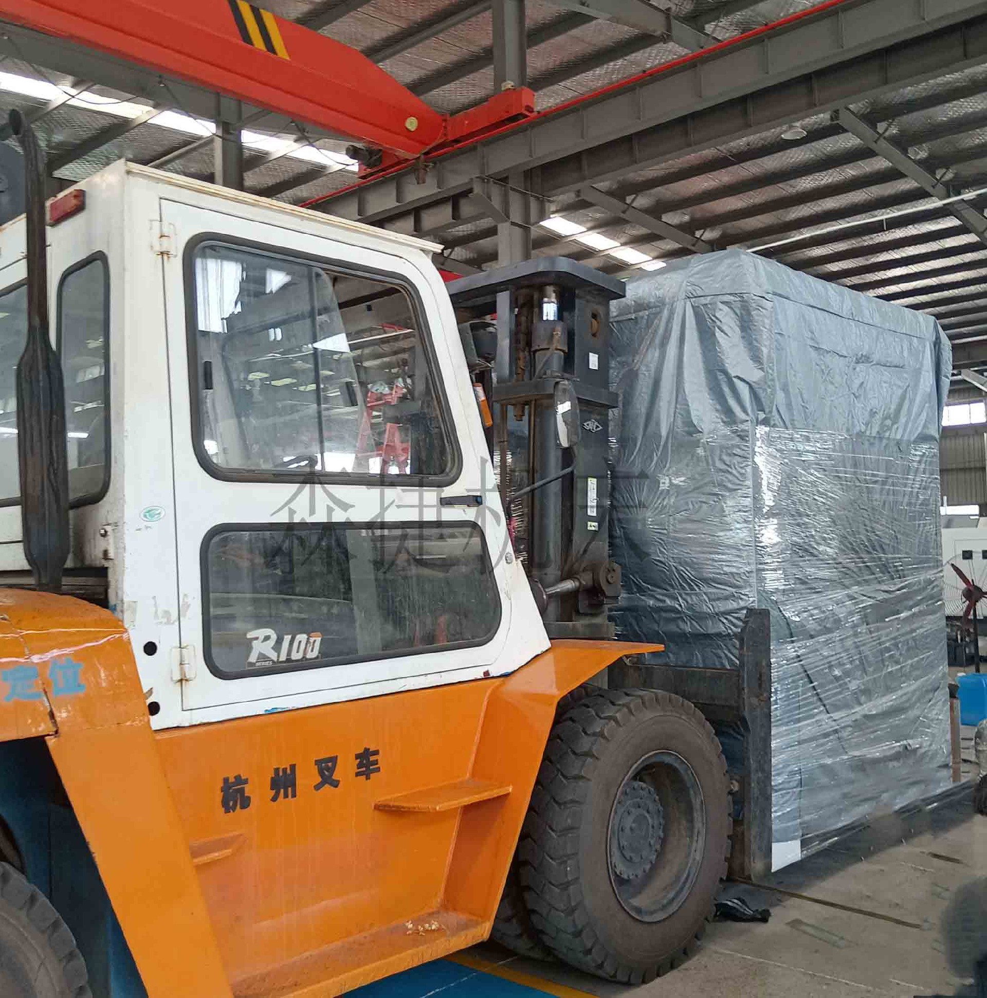 VTC650立式车铣复合加工中心打包发货